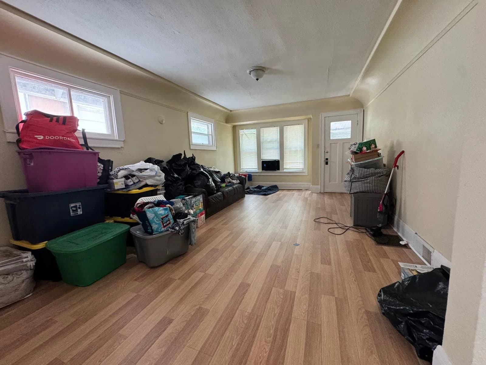 3024 Richards 3