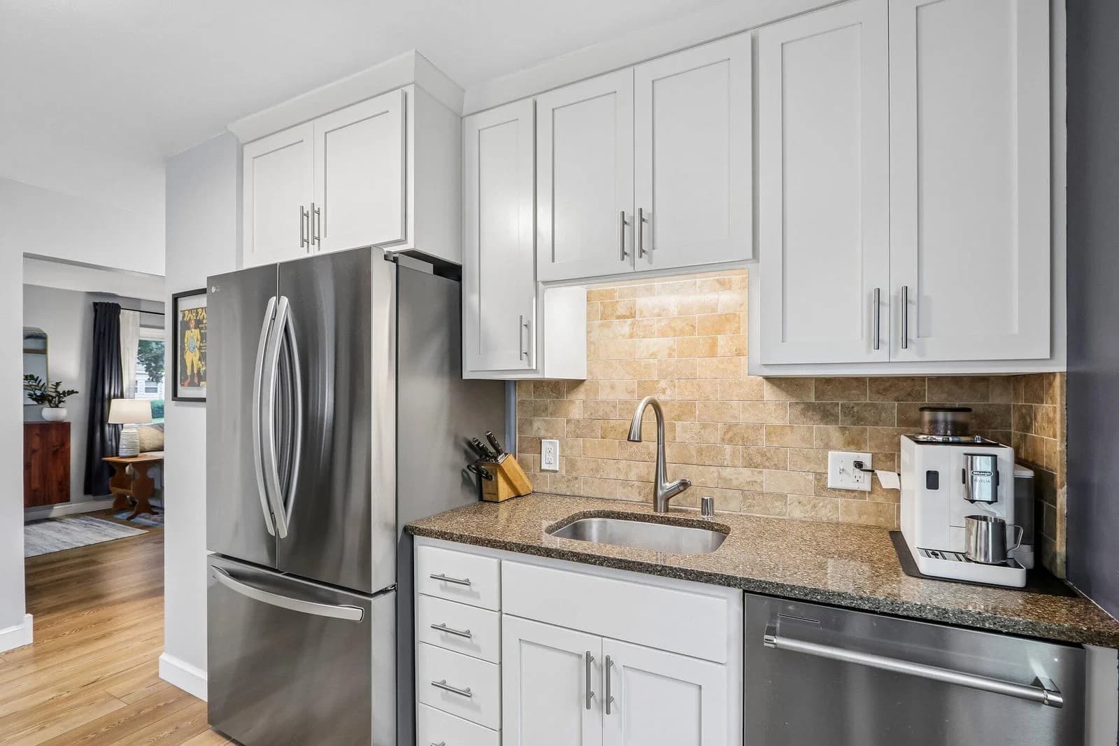 3806 Lenox 5