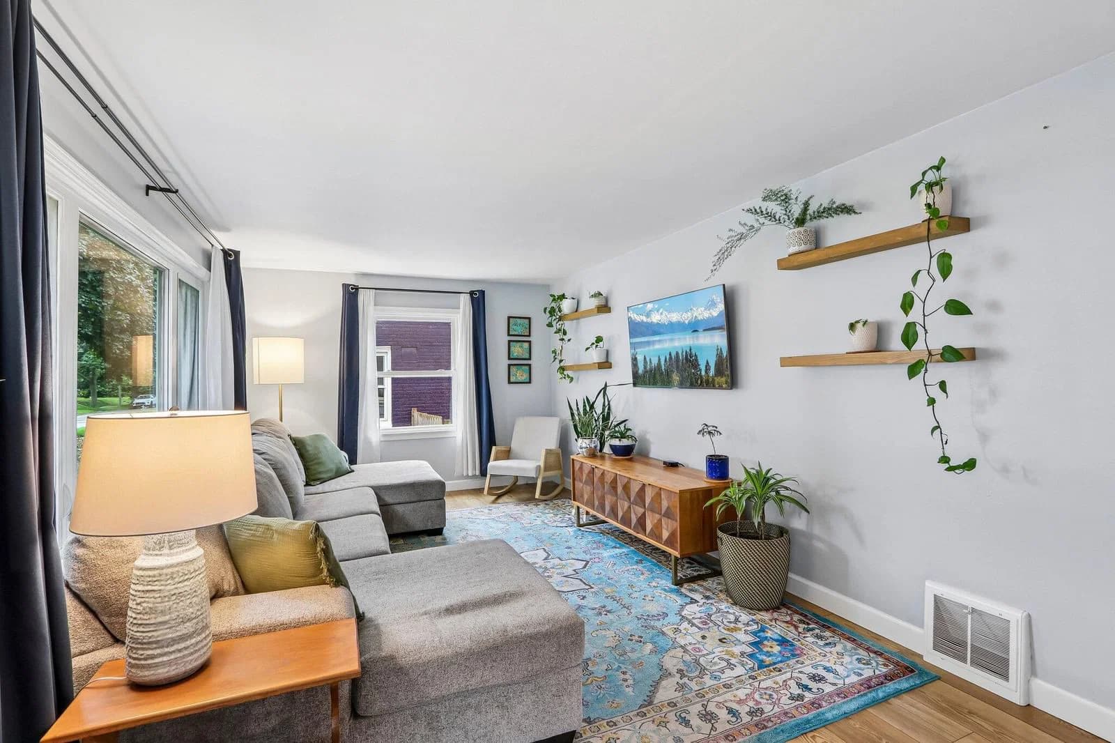3806 Lenox 3