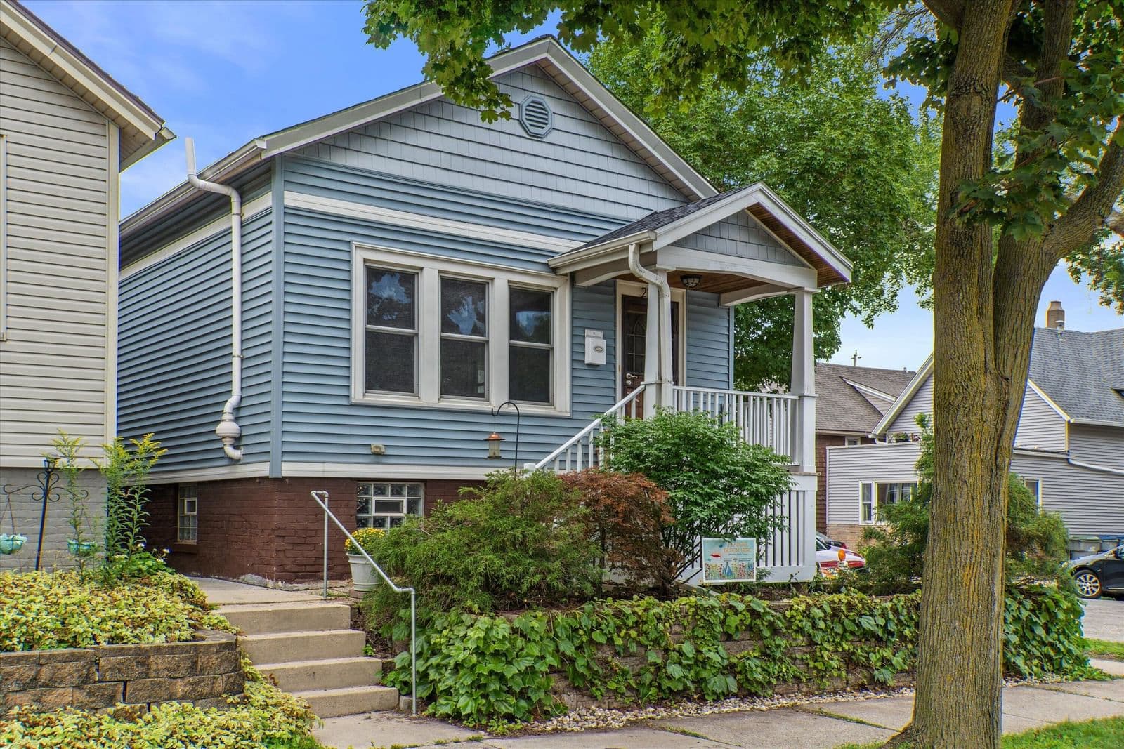 2501 Lenox 2