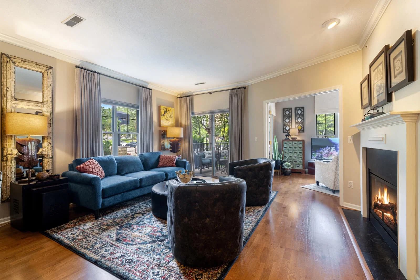 1300 Prospect 4