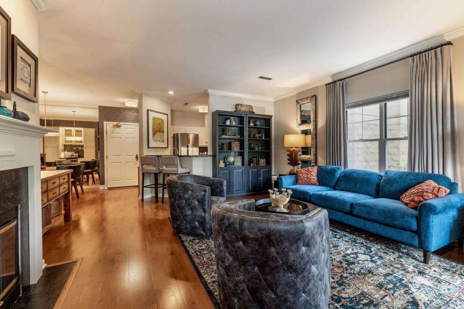 1300 Prospect 5