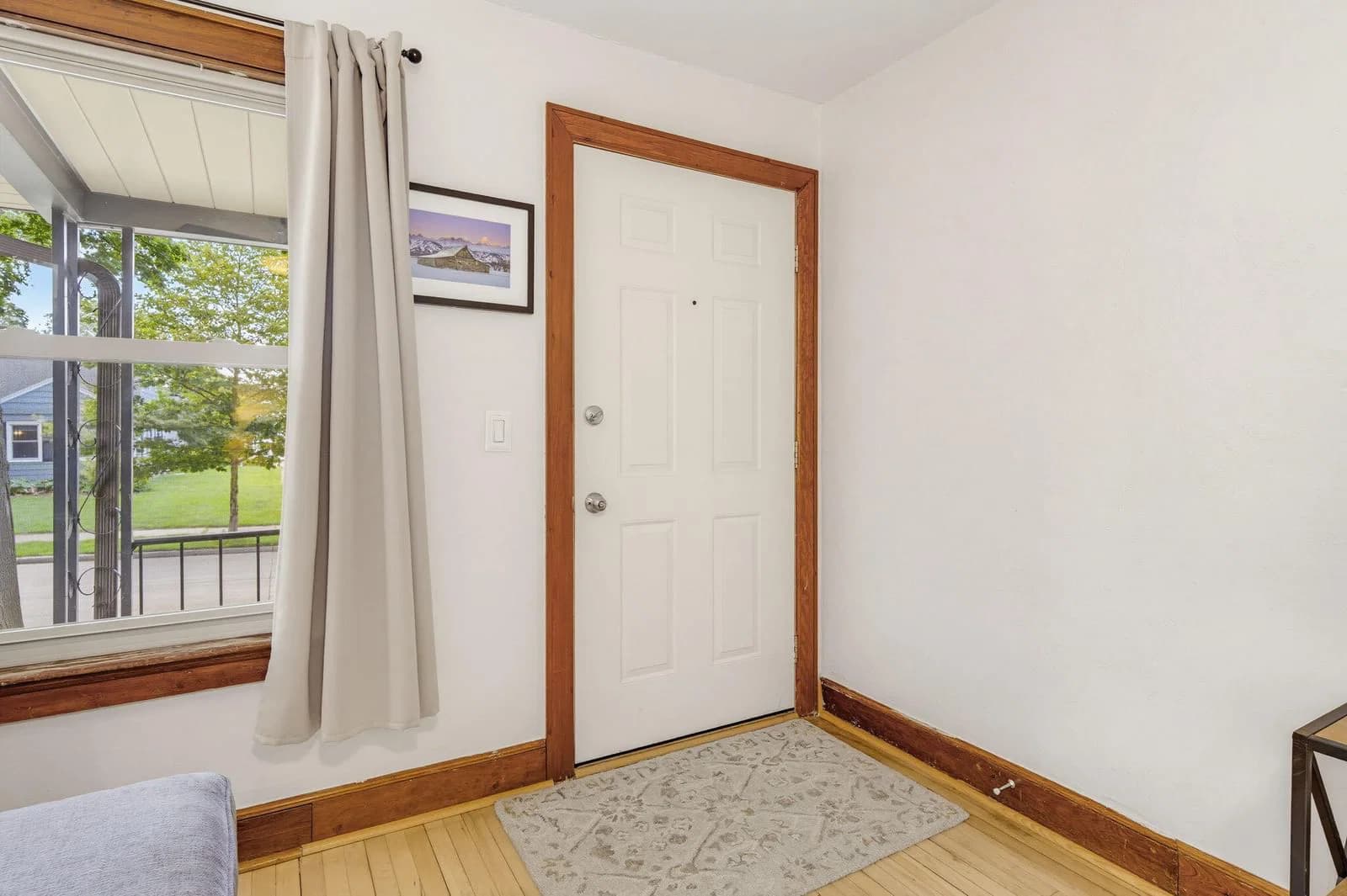 3416 Quincy 5