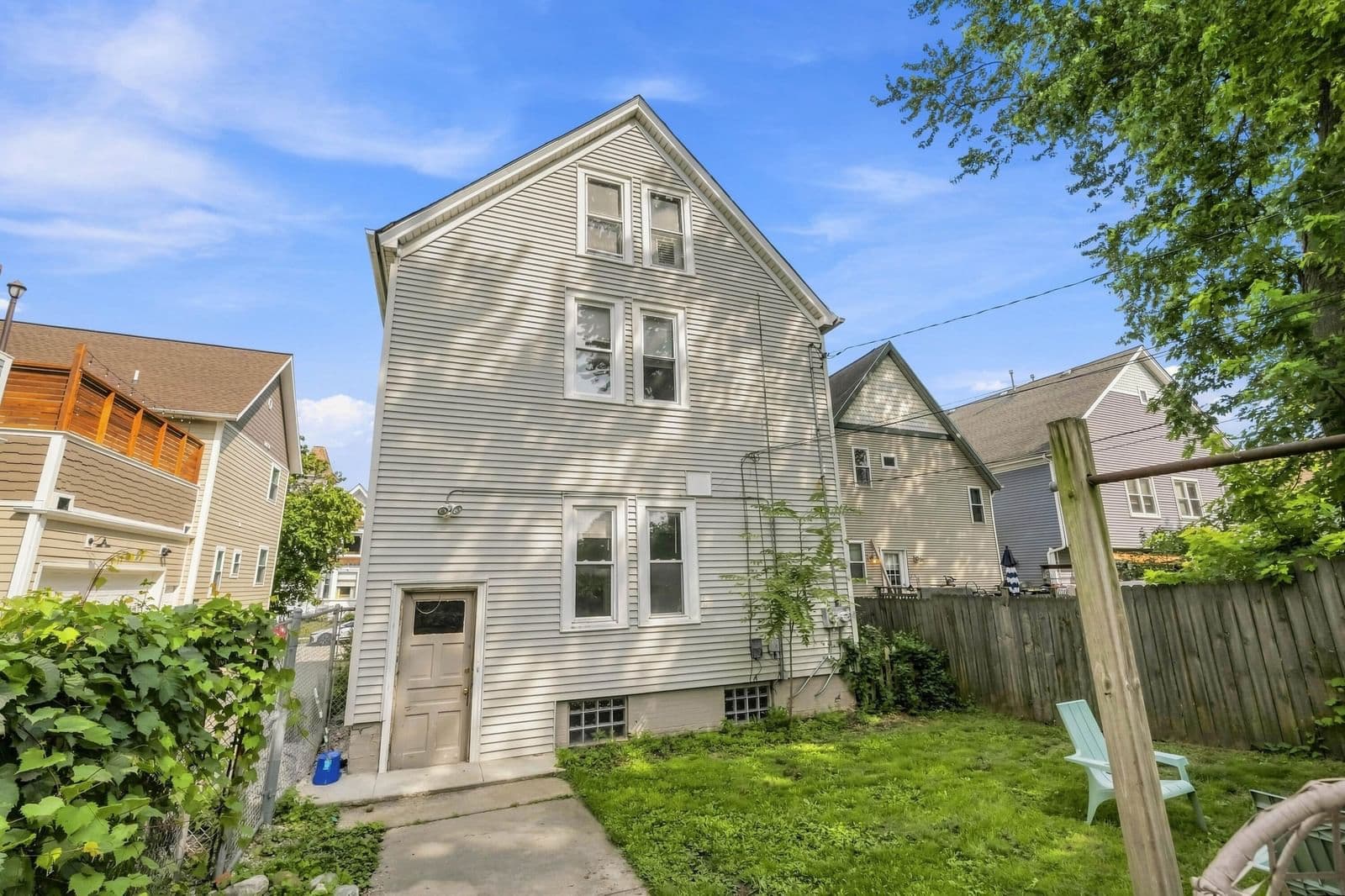 2045 Hubbard 5
