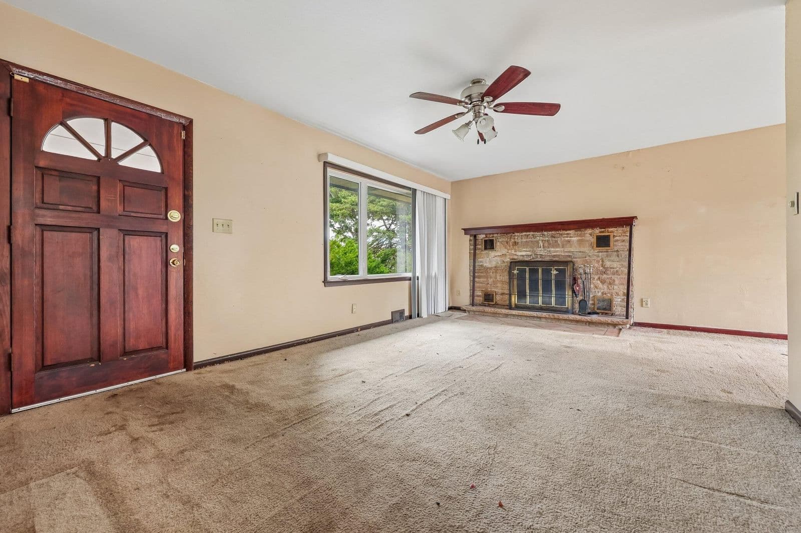 10611 Silver Spring 2
