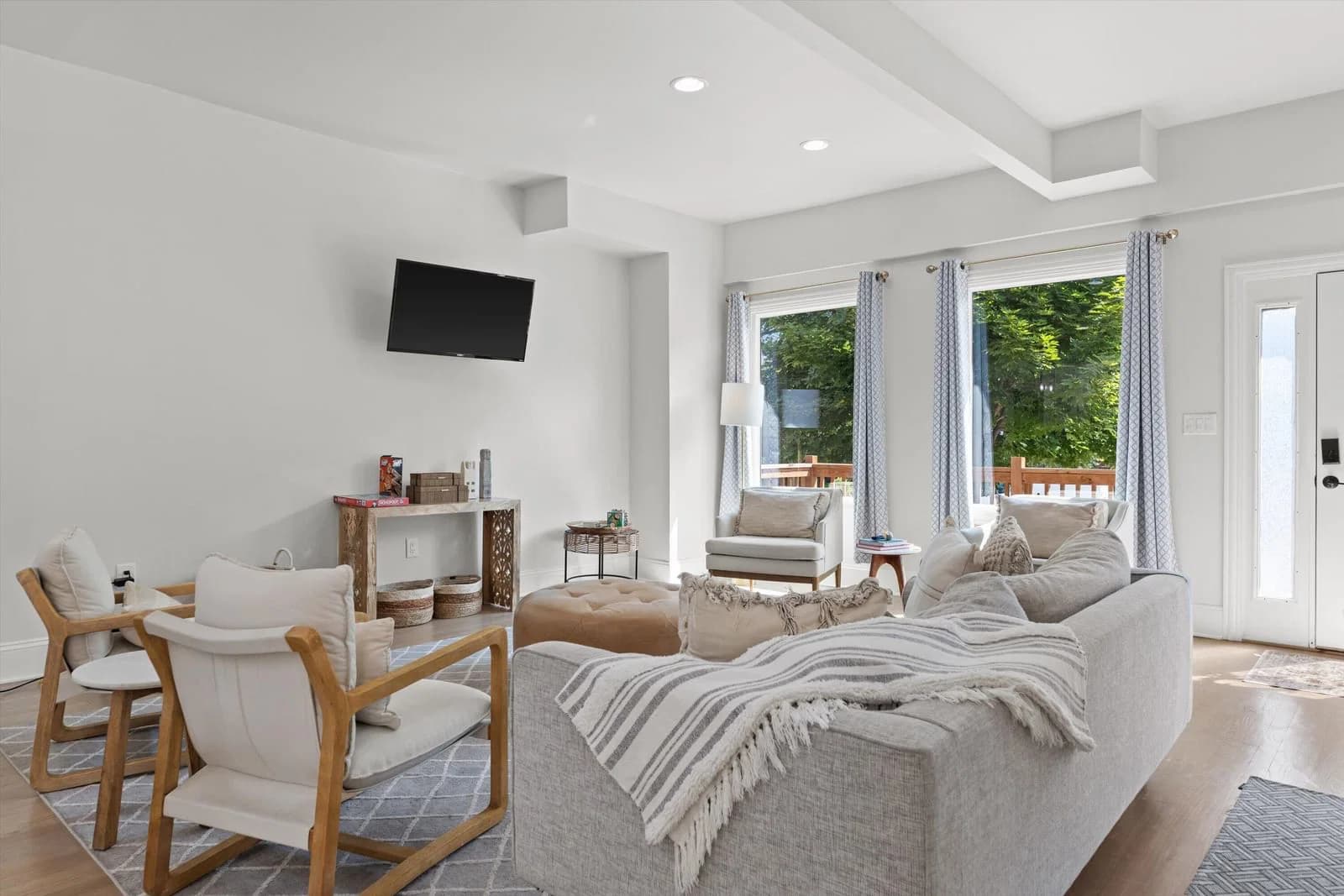 3149 Howell 5
