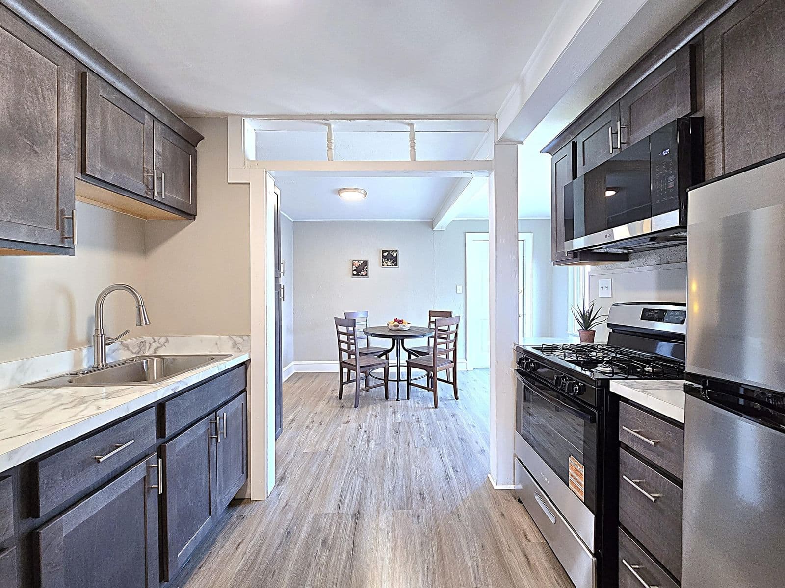 3617 Douglas 4