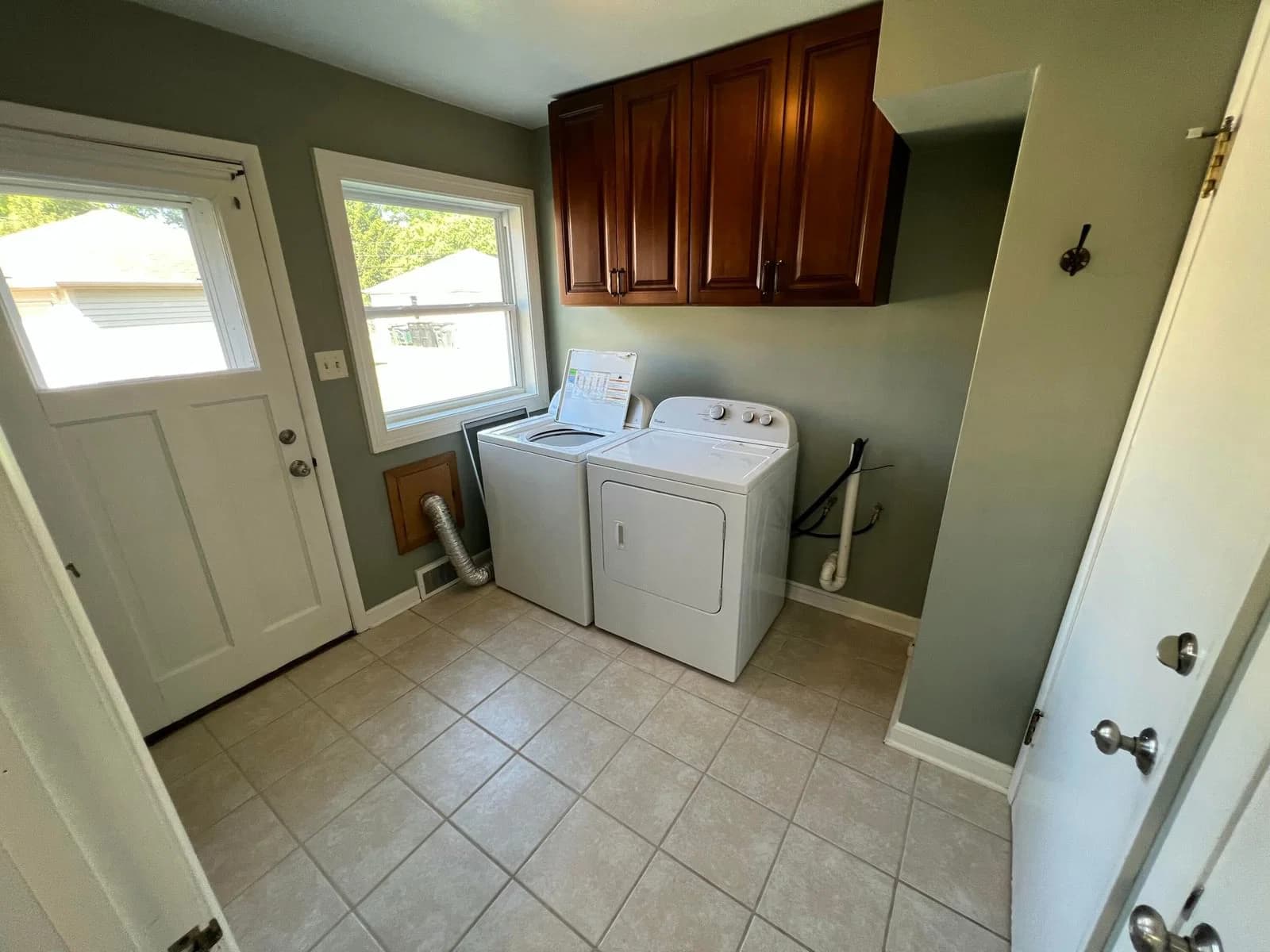 2105 Ludington 5
