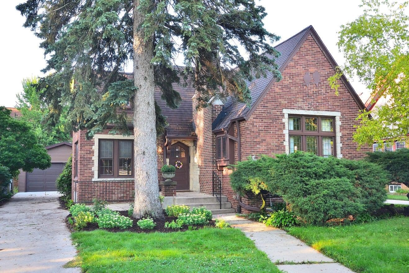 5109 Washington Blvd, Milwaukee, WI 53208