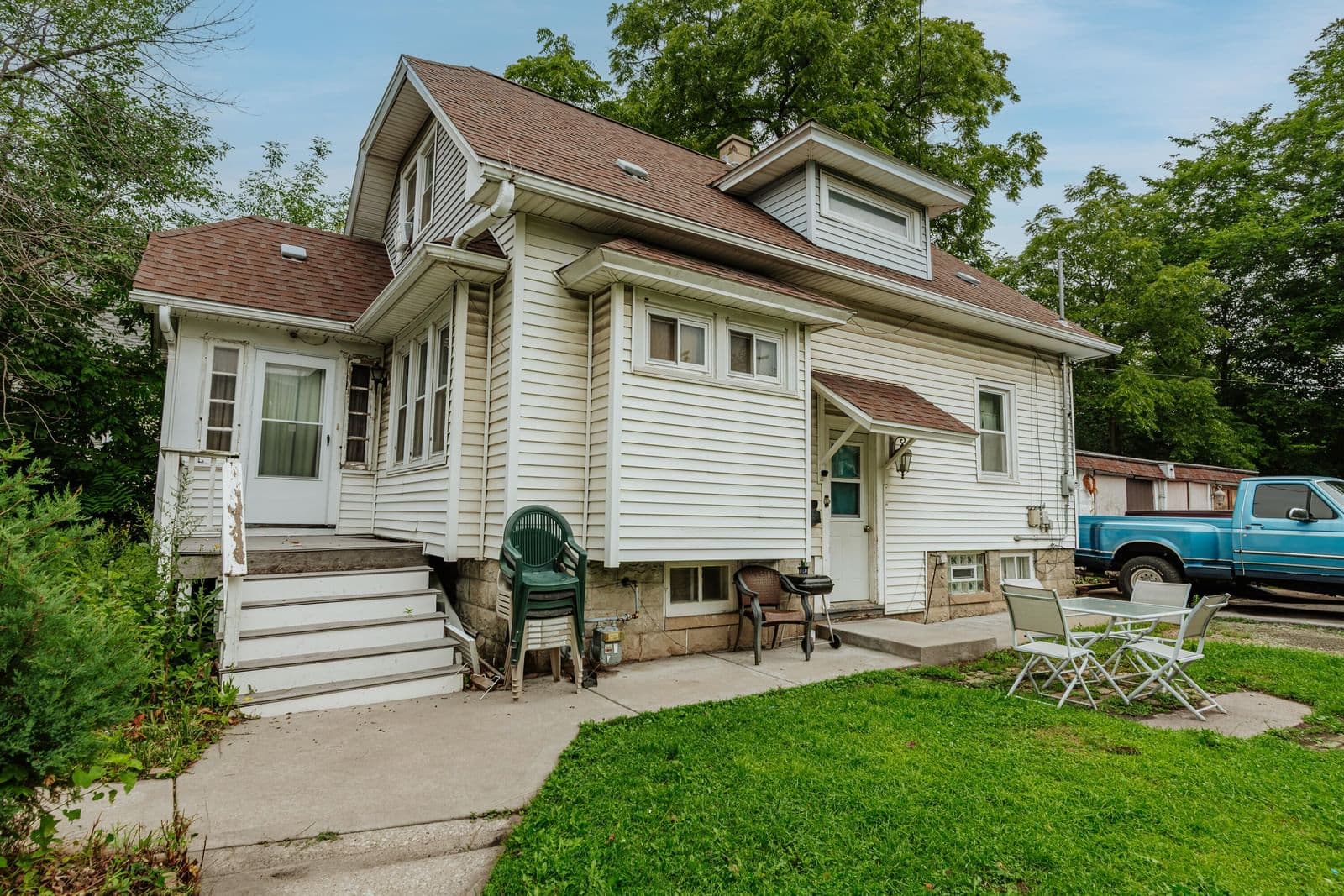618-620 Hawley 4