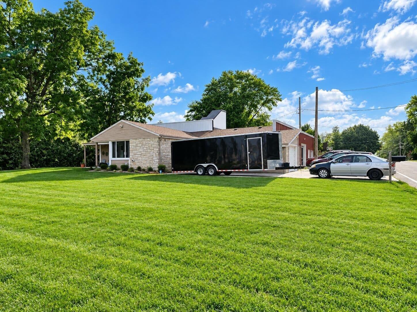 9205 Chicago Rd, Oak Creek, WI 53154 3