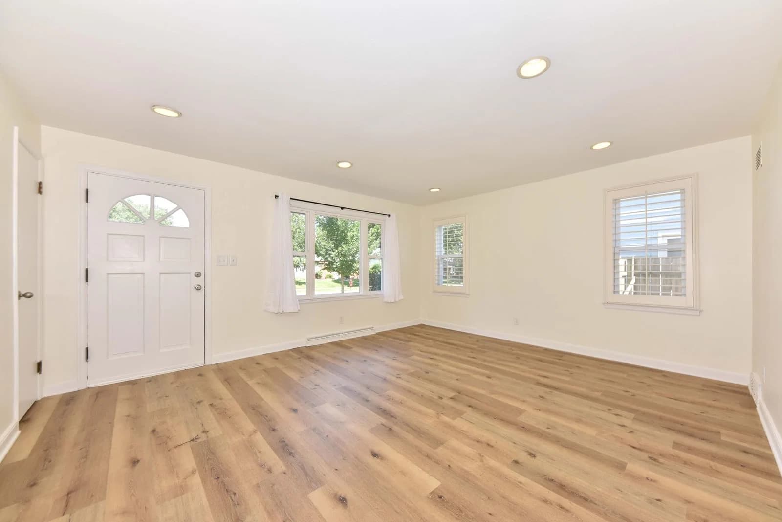 7937 Townsend 4
