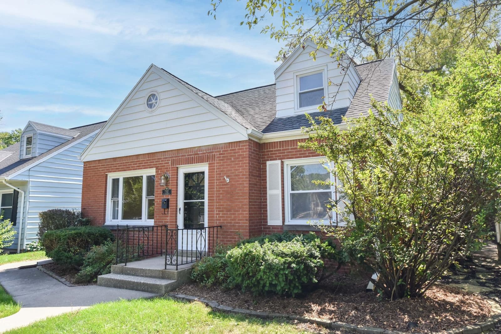 7937 Townsend 3