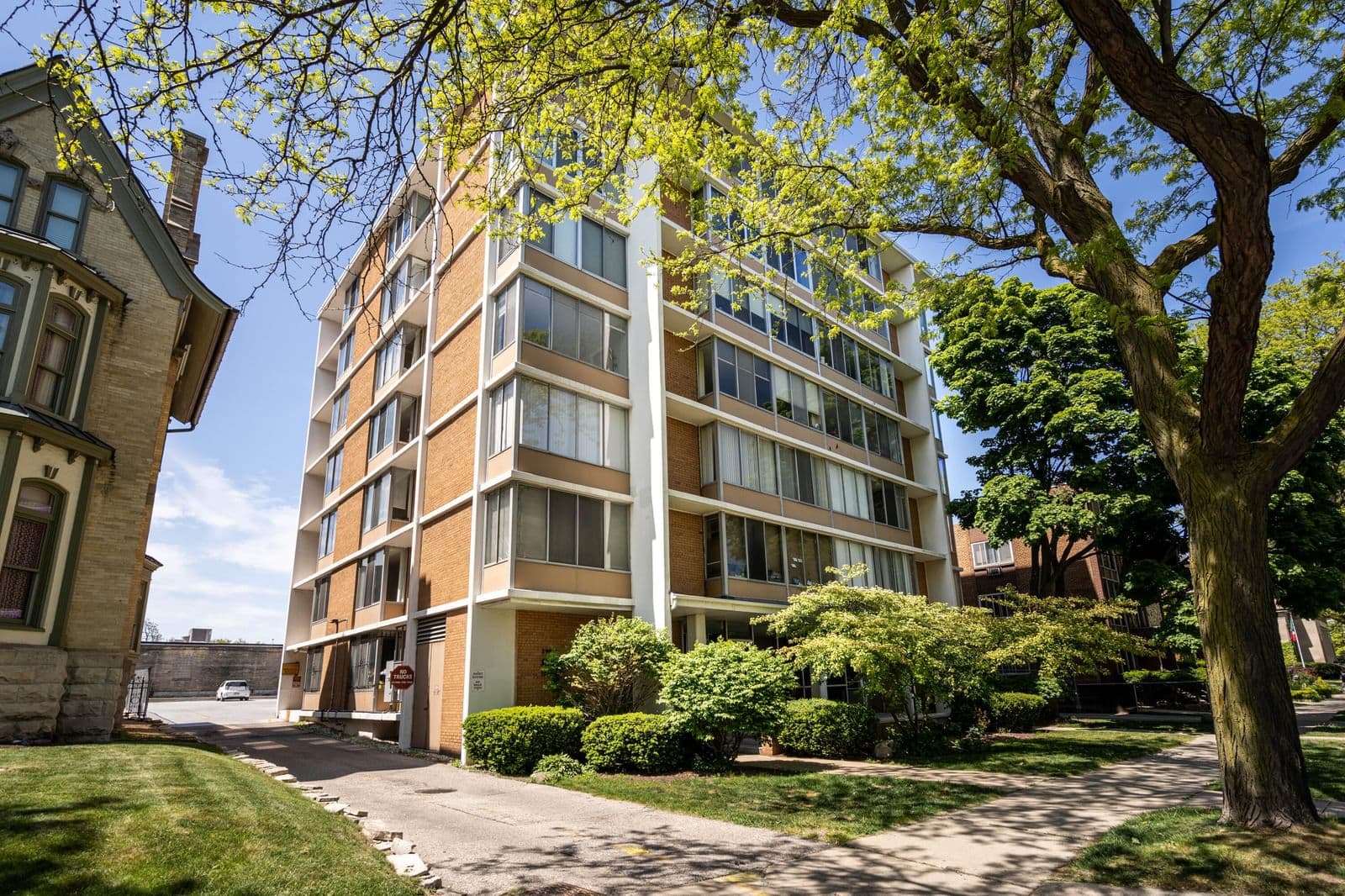 1409 Prospect 2
