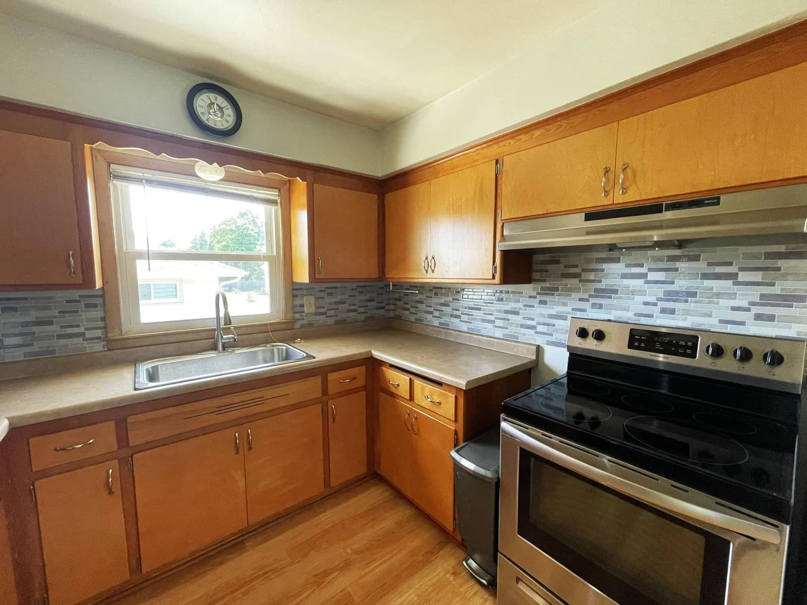 707 Lakeview Ave, South Milwaukee, WI 53172 3