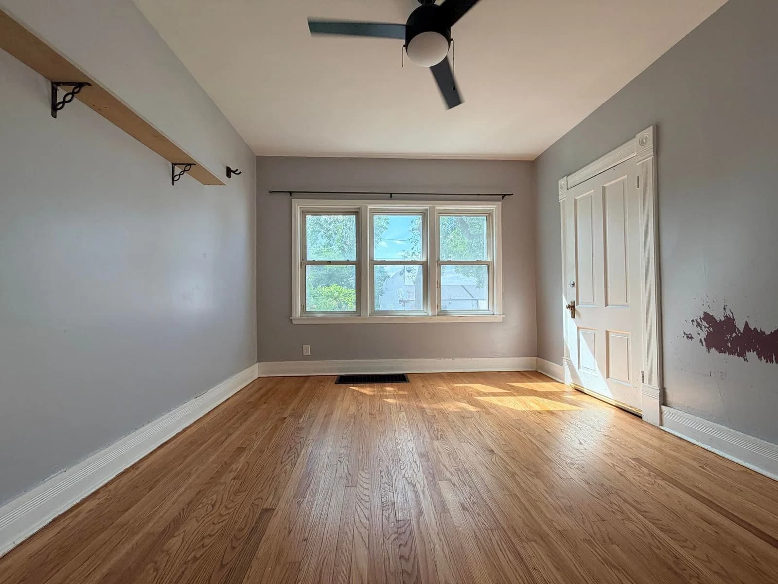 2416 Burrell 5