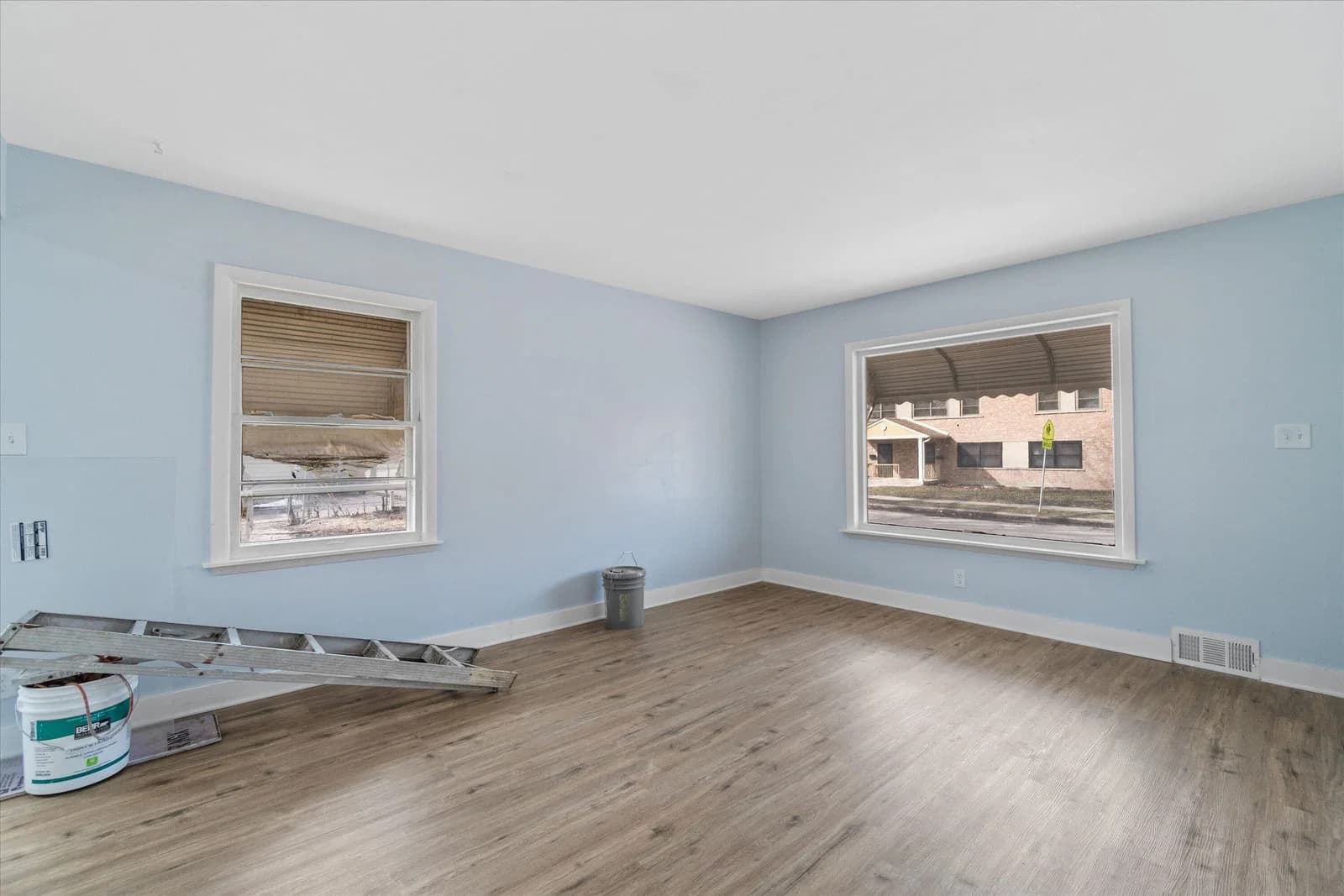 2101 Fairmount 4