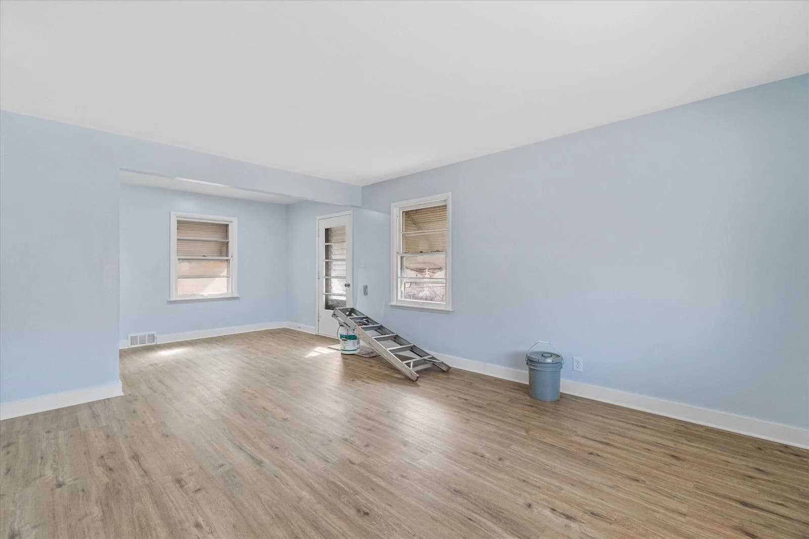 2101 Fairmount 5