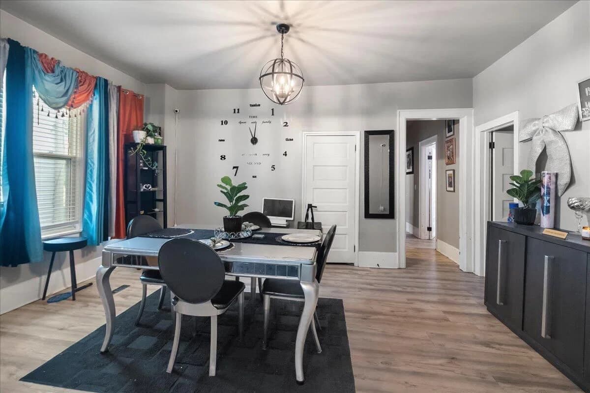 2829 Juneau 5