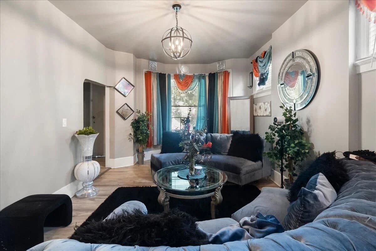 2829 Juneau 2