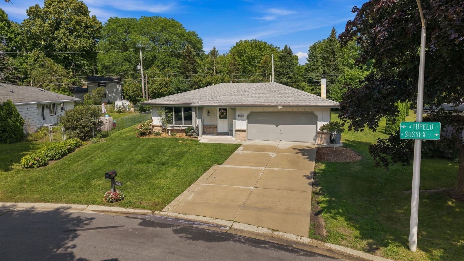3802 Tupelo 3