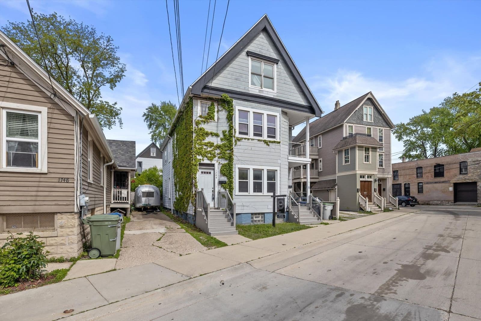 1742 Pulaski 3