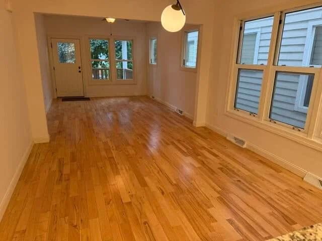 2006 Buffum St, Milwaukee, WI 53212 2