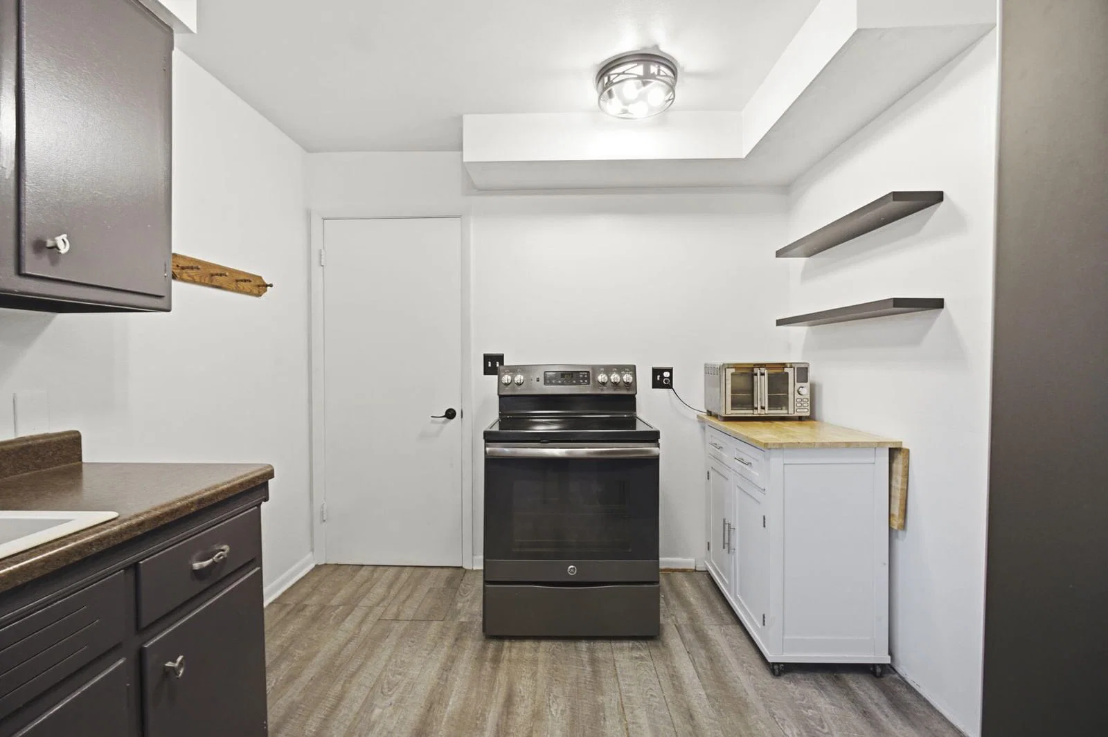 4453 66th St 5