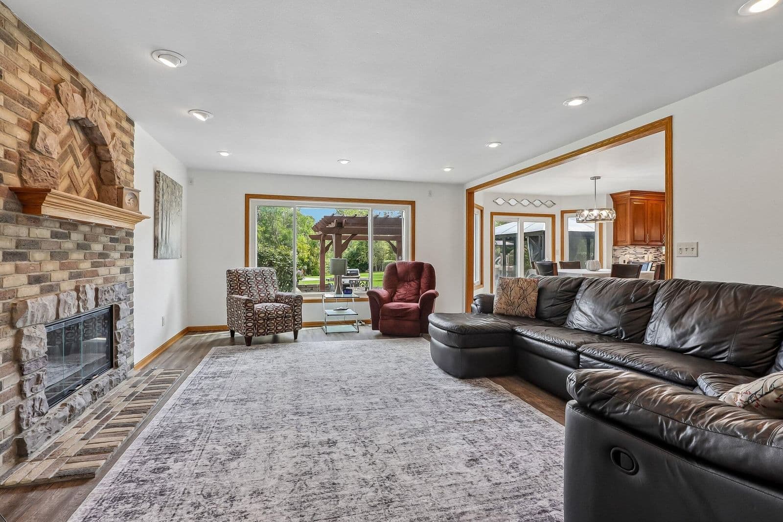 10468 George Dr 5