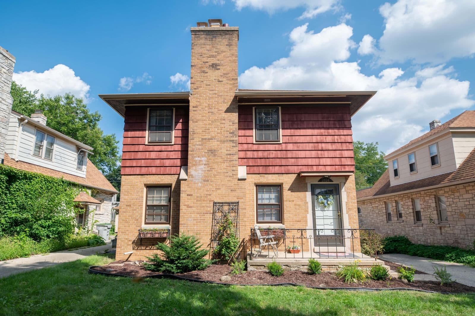 2822 70th St, Milwaukee, WI 53210 2