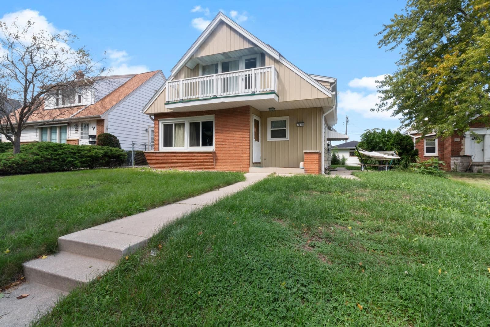 7810 Howard 2