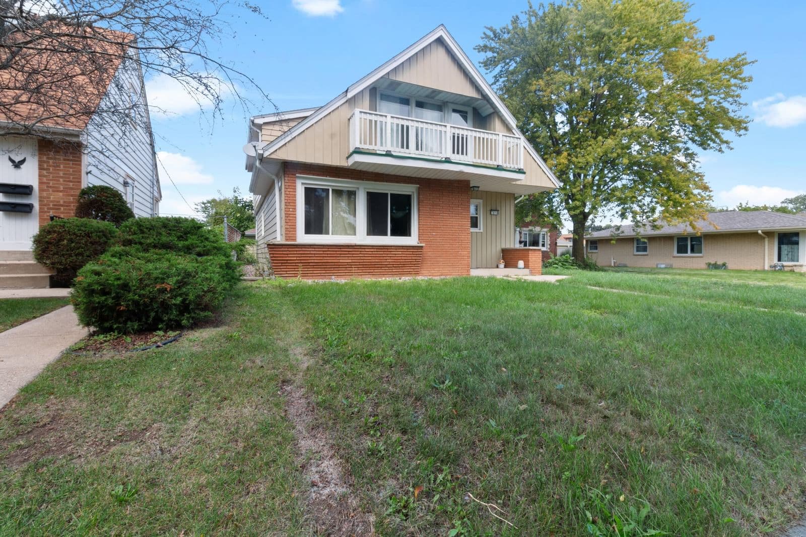 7810 Howard 3
