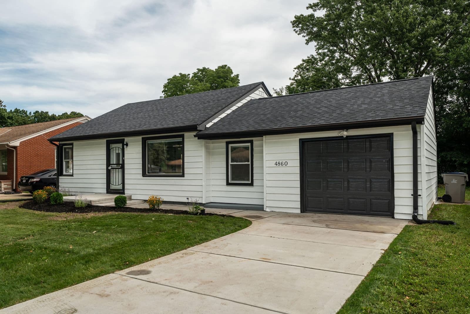4860 89th St, Milwaukee, WI 53225 2