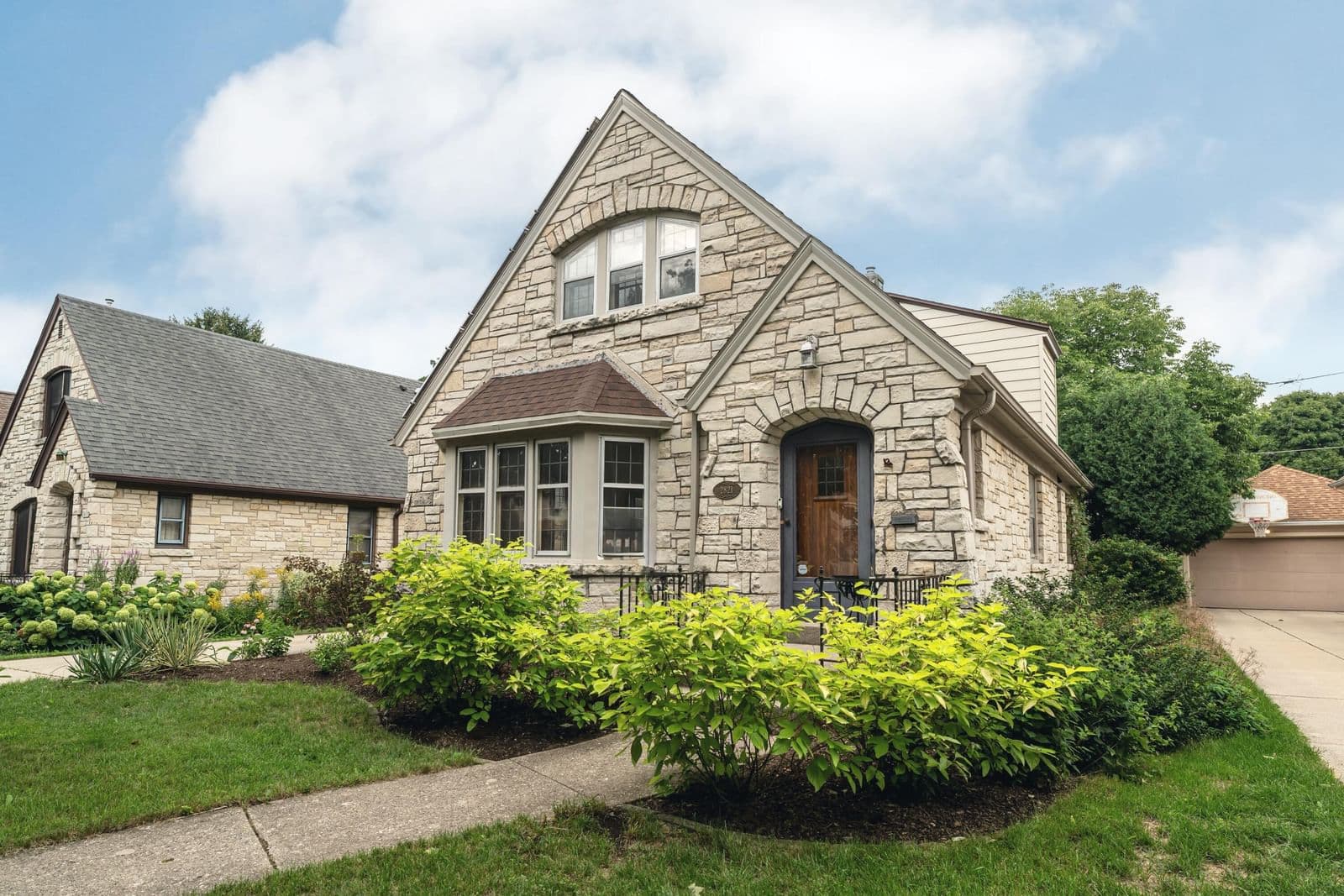 2821 70th St, Milwaukee, WI 53210