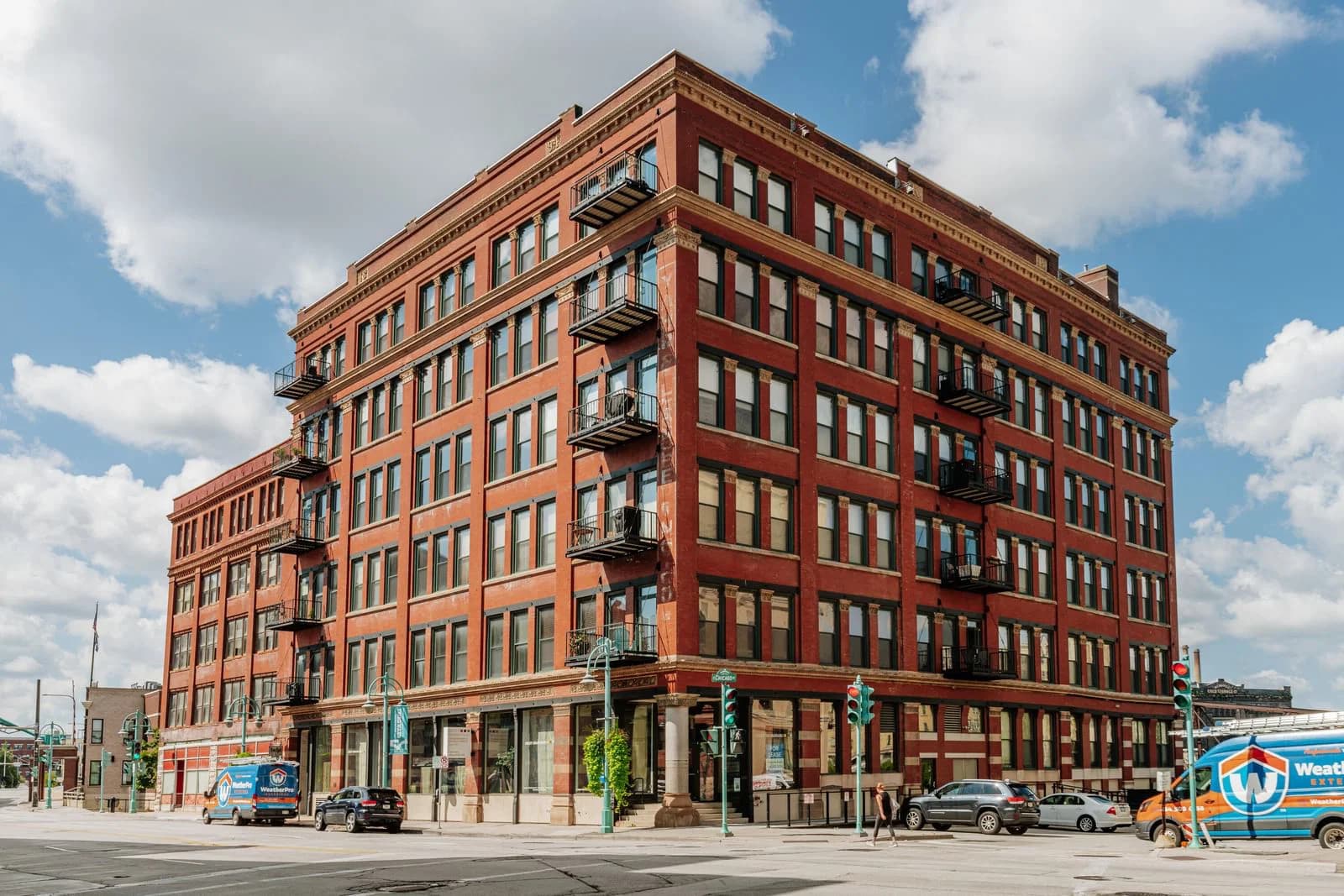 141 Water St, Milwaukee, WI 53202