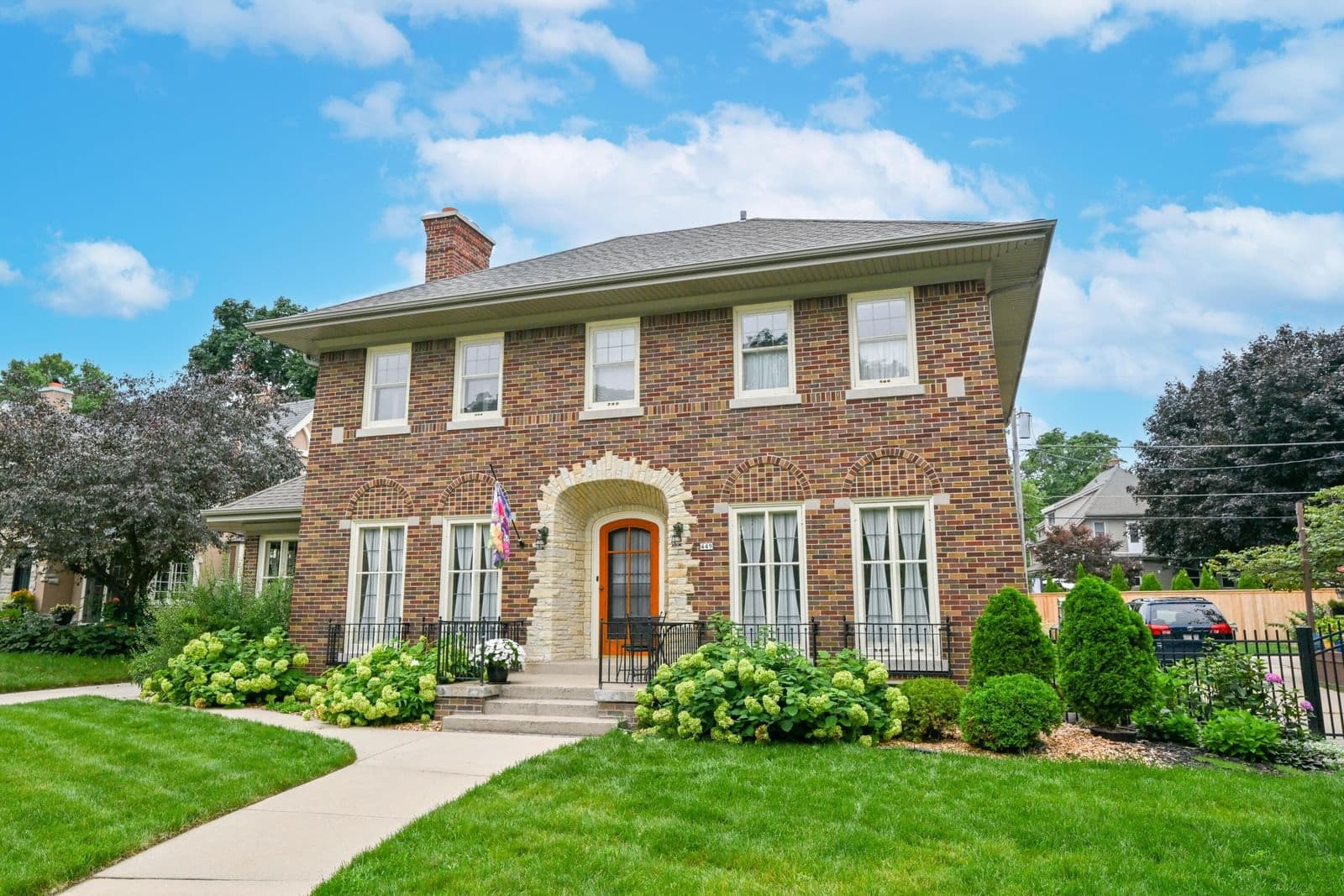 449 49th St, Milwaukee, WI 53208