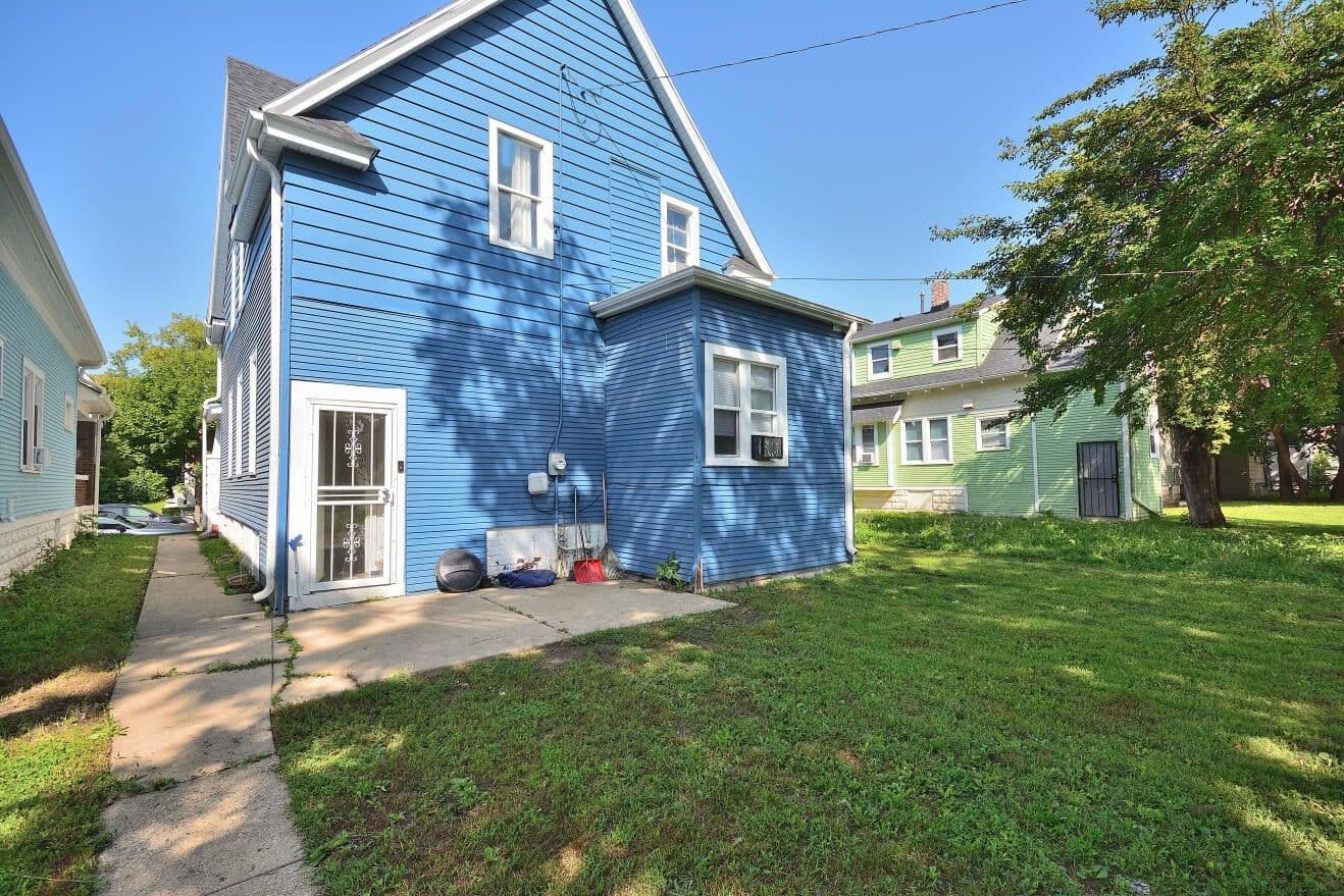 2608 37th St, Milwaukee, WI 53210 2