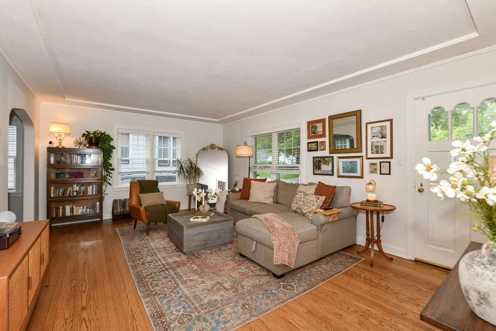 610 112th St, Wauwatosa, WI 53226 3
