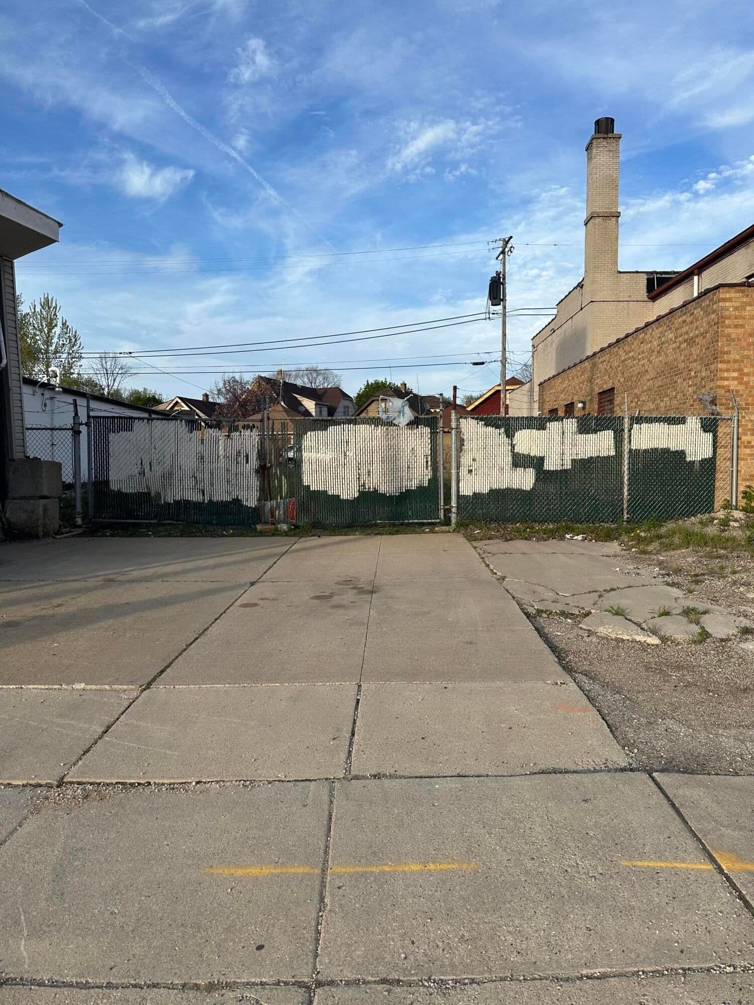 4202 Teutonia Ave, Milwaukee, WI 53209 3