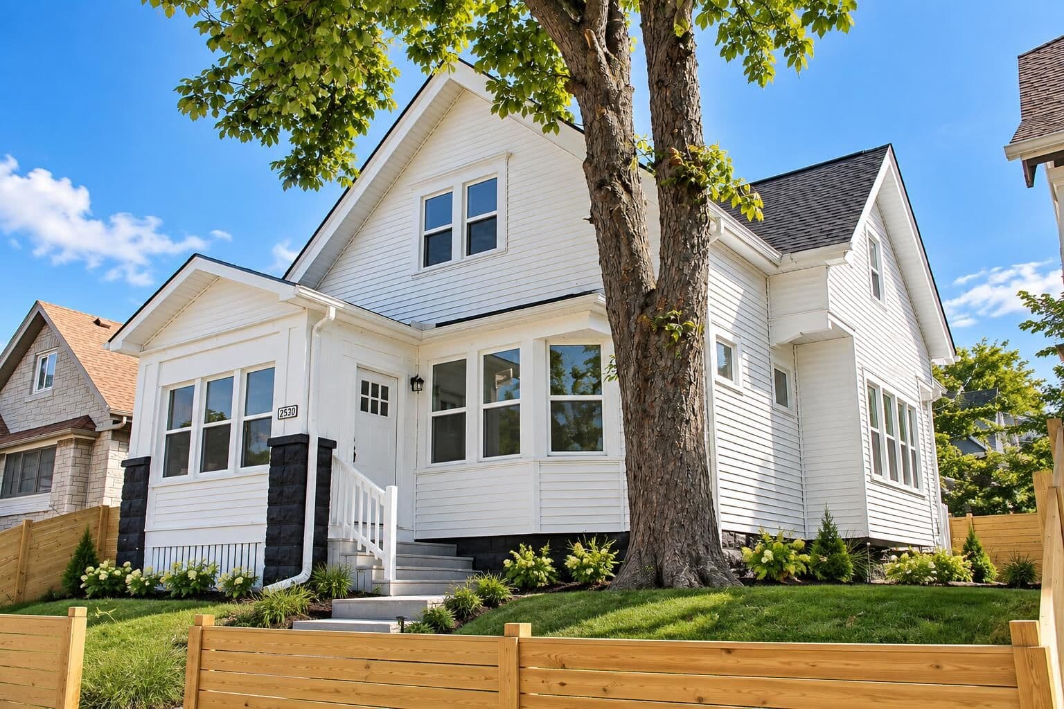 2538 Hubbard St, Milwaukee, WI 53212 2