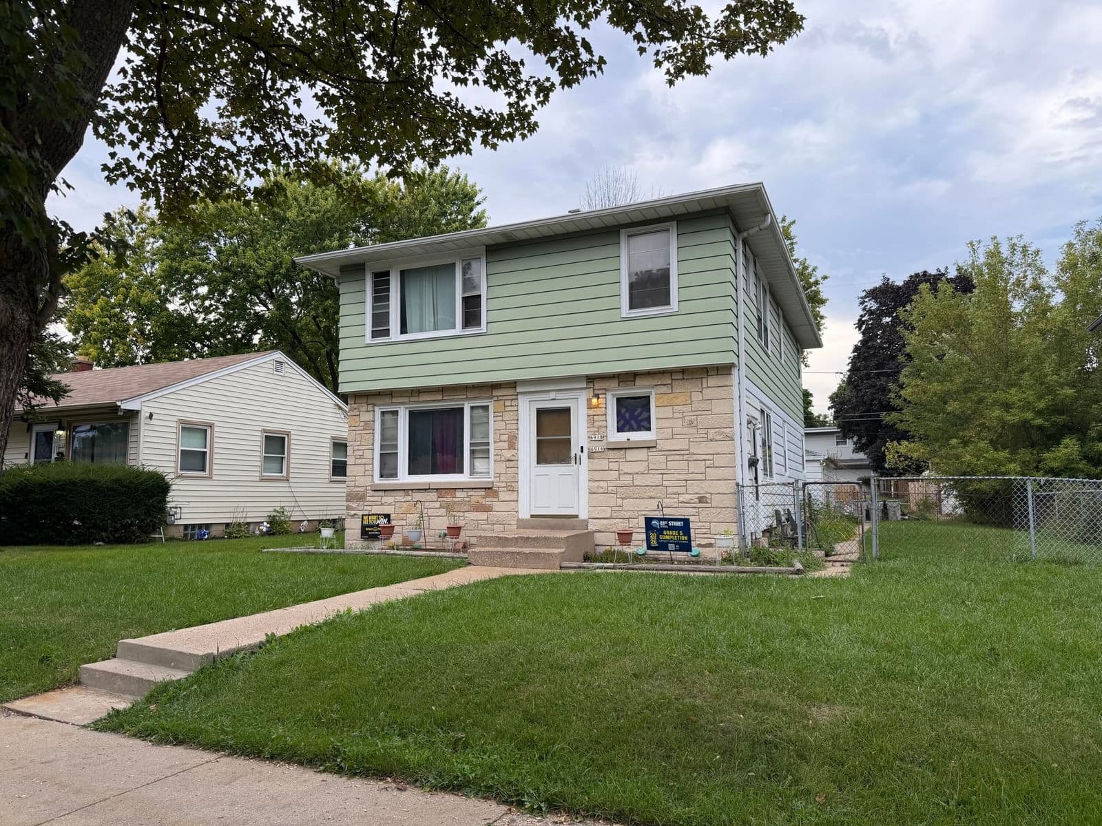 6916 Villard Ave, Milwaukee, WI 53218