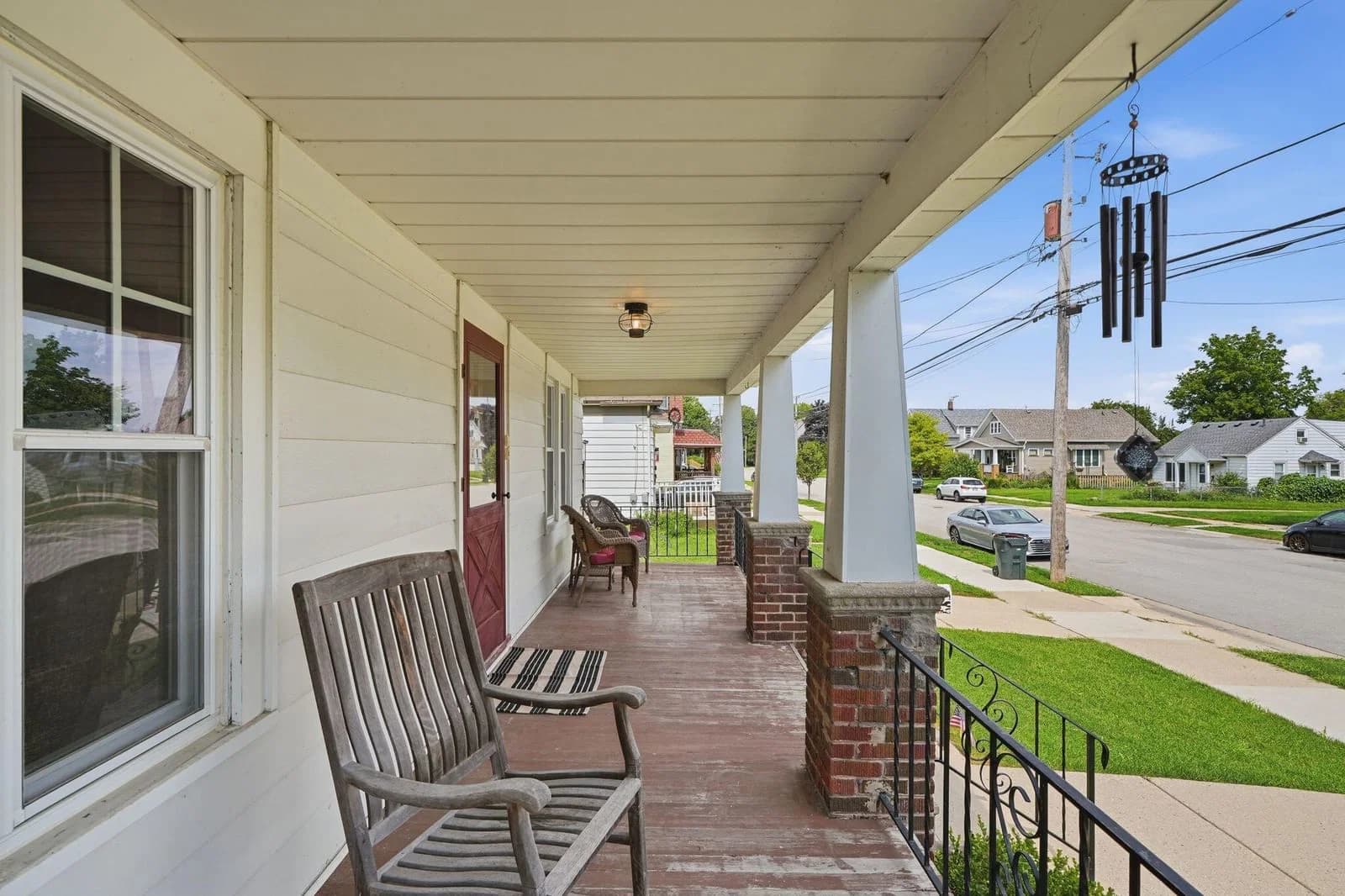 2430 13th Ave, South Milwaukee, WI 53172 2