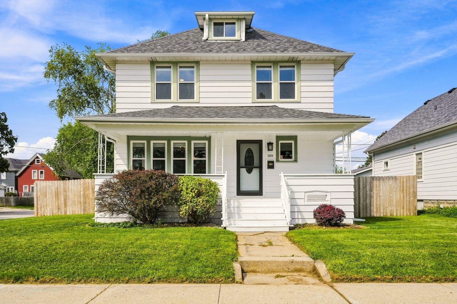 626 Madison Ave, South Milwaukee, WI 53172 2