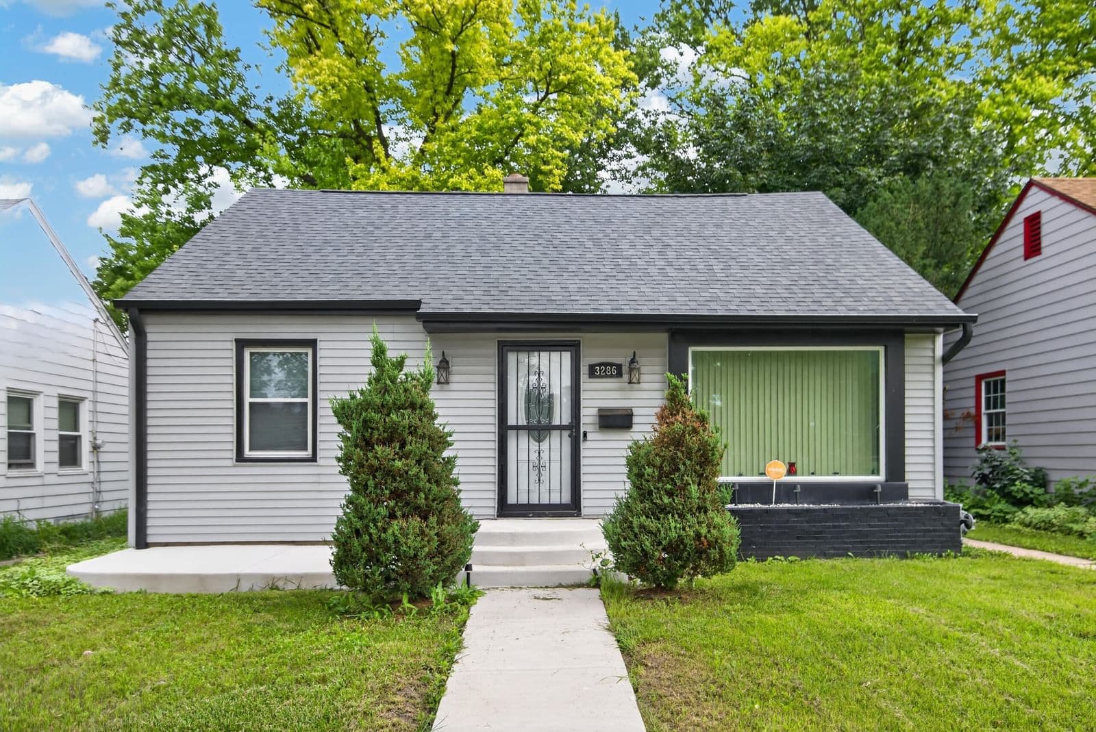 3286 60th St, Milwaukee, WI 53216