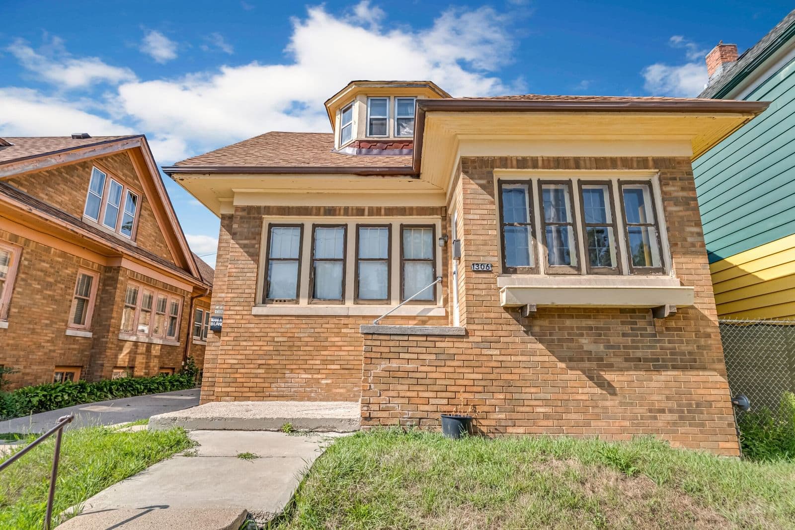1306 Keefe Ave, Milwaukee, WI 53206