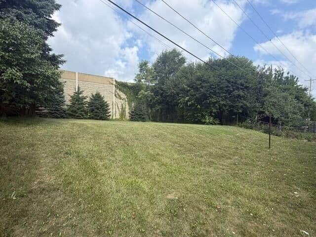 5435 15th Pl, Milwaukee, WI 53221