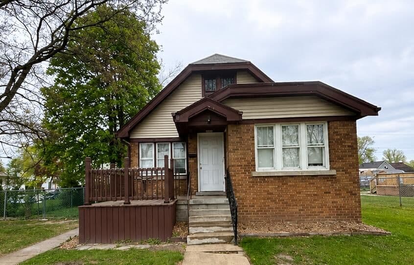 4609 37th St, Milwaukee, WI 53209
