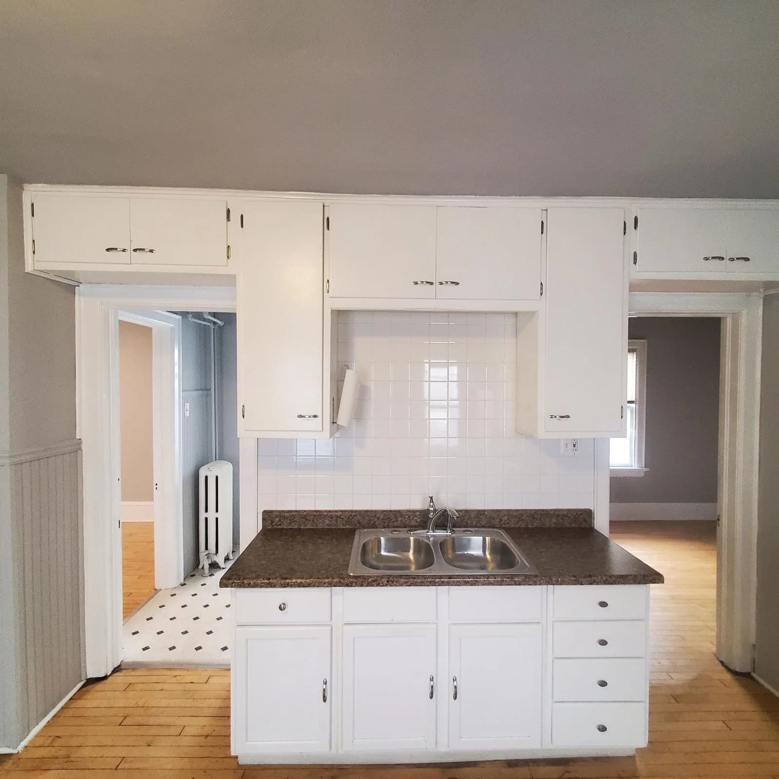 3138 Pierce St, Milwaukee, WI 53212 3