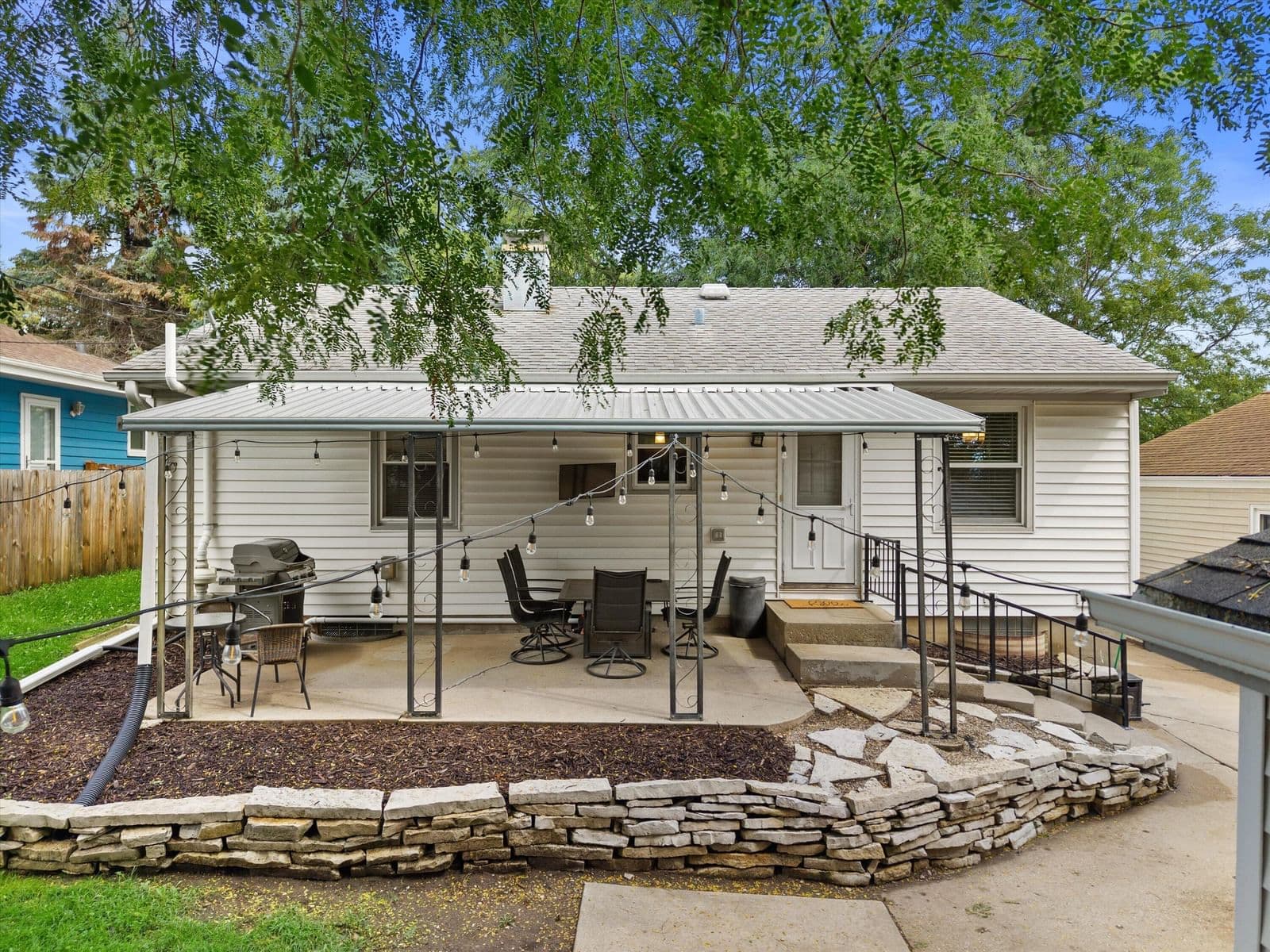 265 112th St, Wauwatosa, WI 53226 3