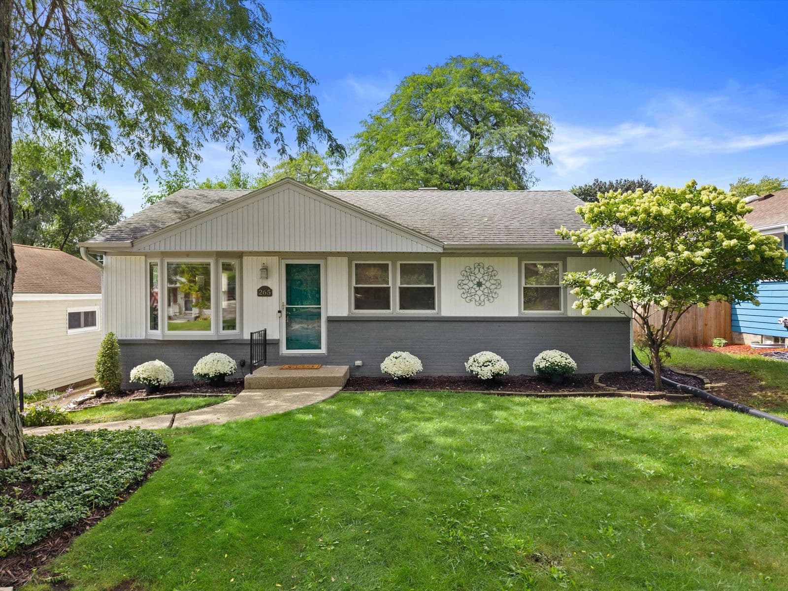 265 112th St, Wauwatosa, WI 53226
